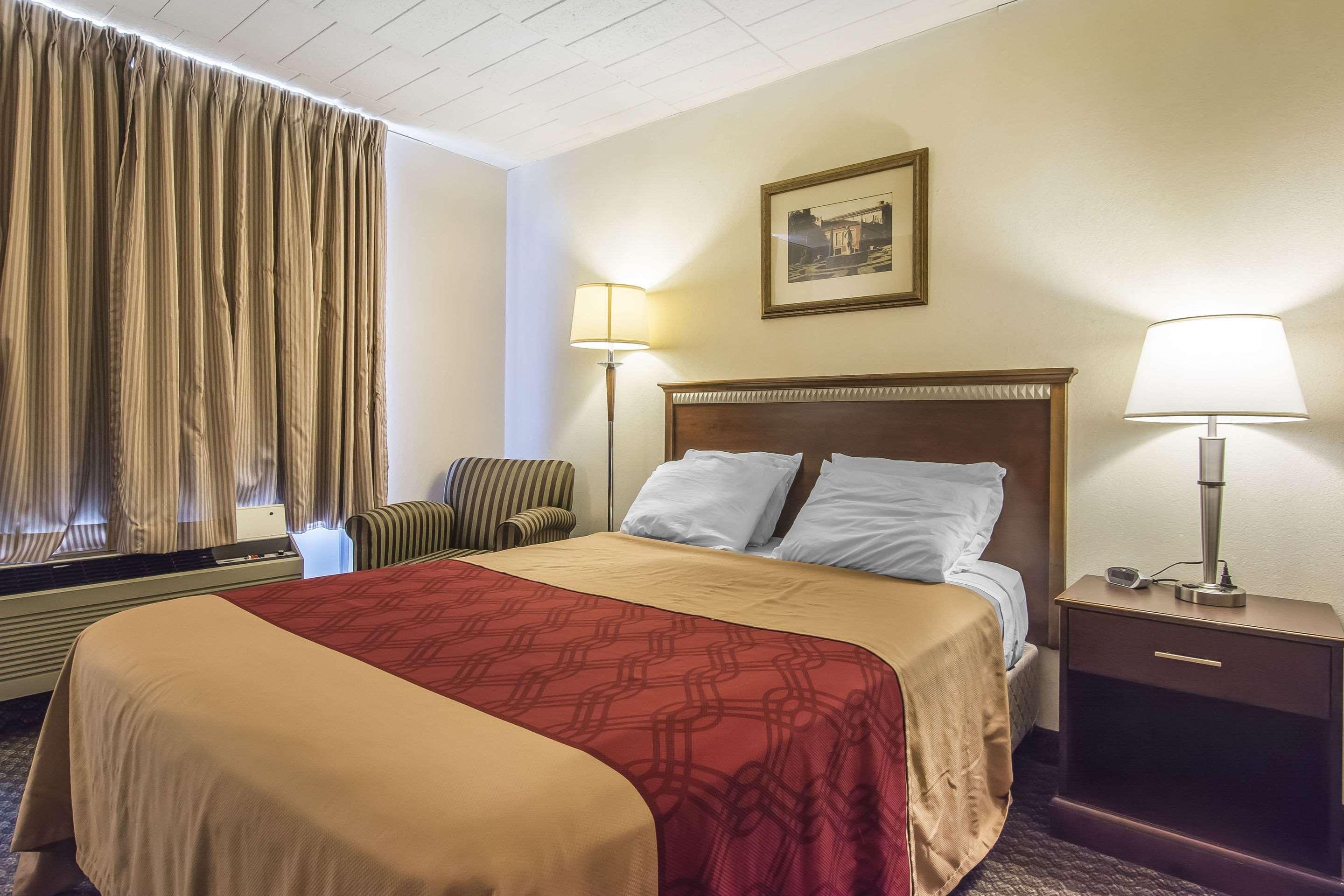 Econo Lodge Orillia Kültér fotó