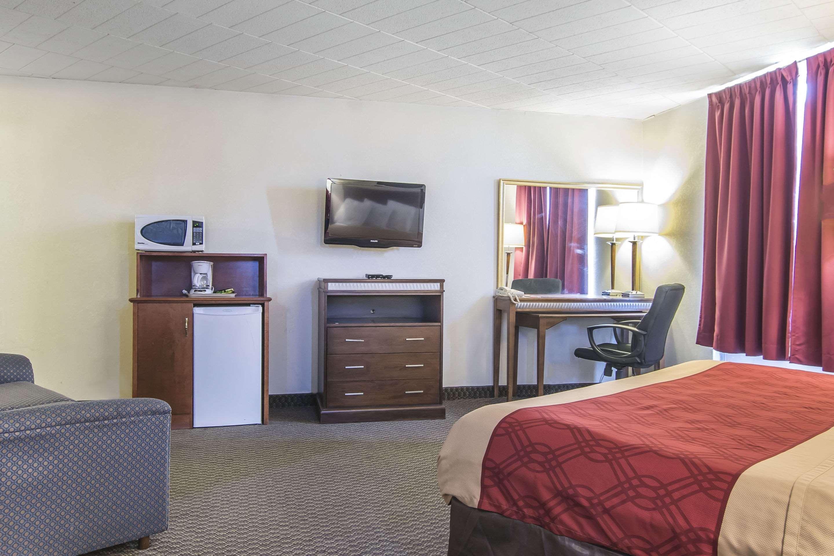 Econo Lodge Orillia Kültér fotó