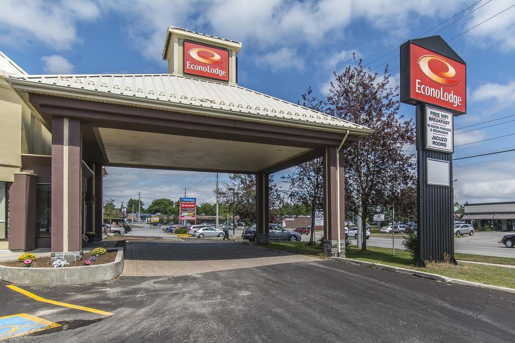 Econo Lodge Orillia Kültér fotó