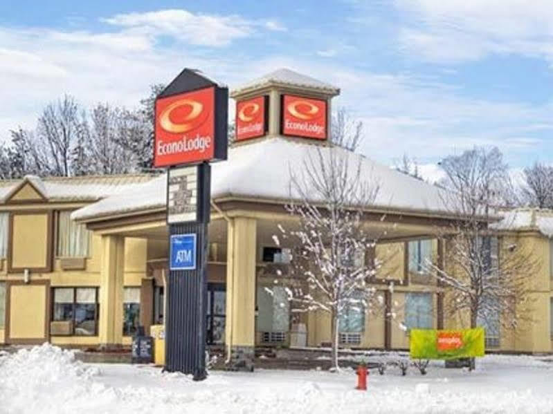 Econo Lodge Orillia Kültér fotó